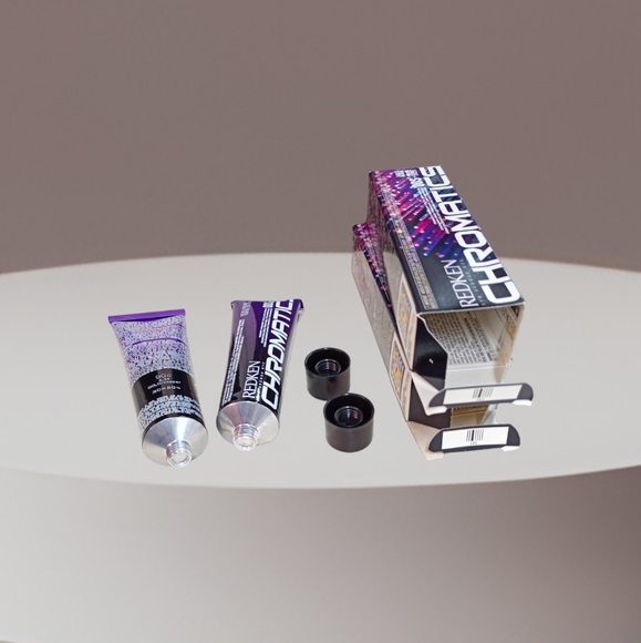 Redken Chromatics 2x Permanent Ammonia-free Hair Color Gold/Copper Light Blonde - Picture 9 of 14